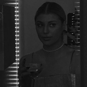 Meet your Posher, Isabelle